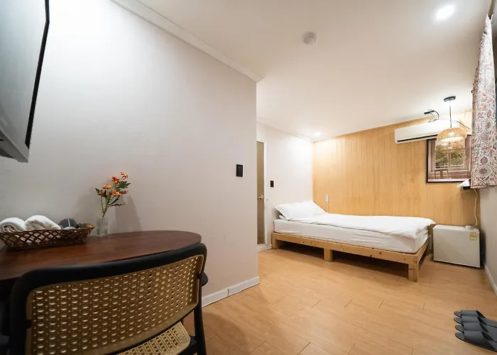 Ssh Lk Hostel